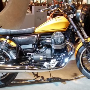 moto guzzi v9 roamer, v9 roamer, v9 bobber