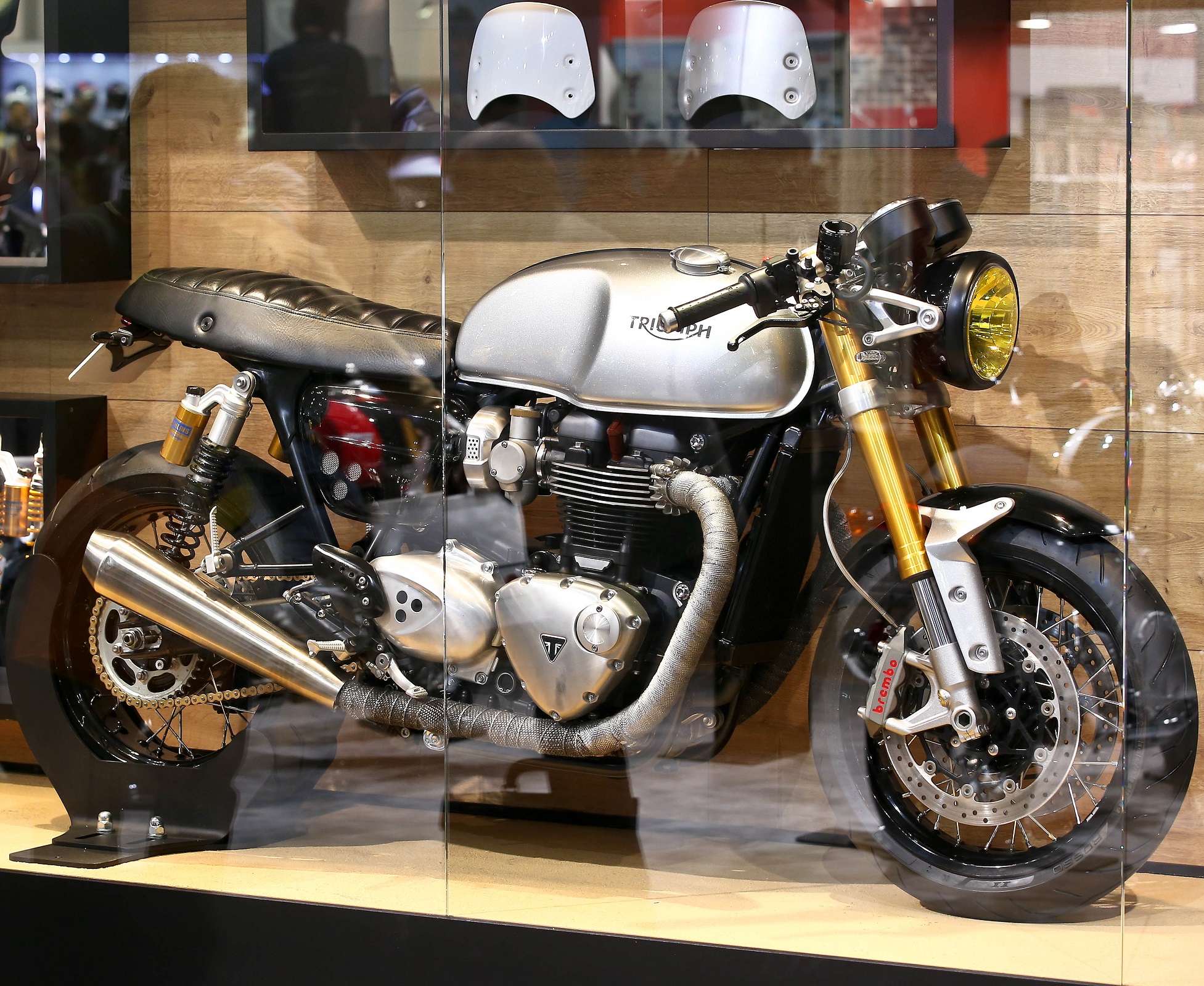 triumph thruxton r